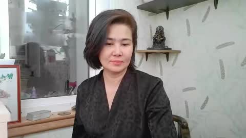 Nettie Allie online show from 12/14/25, 09:14