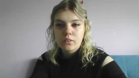 Snapshot of never_enoughh chatting on 07/10/26, 06:17 never_enoughh online show from 07/10/26, 06:17