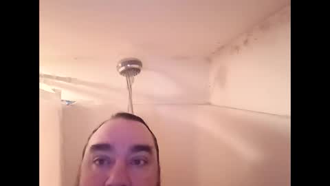 Snapshot of neverseentthatb4 chatting on 02/01/26, 11:03 Matt online show from 02/01/26, 11:03