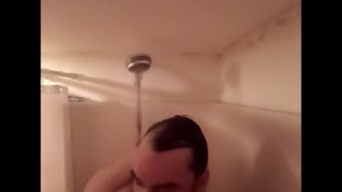 Snapshot of neverseentthatb4 chatting on 02/05/26, 12:15 Matt online show from 02/05/26, 12:15