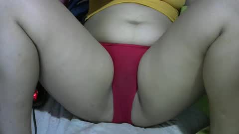 Snapshot of new_lady24 chatting on 12/10/24, 06:38 new_lady24 online show from 12/10/24, 06:38