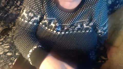 Lilly  online show from 03/10/25, 04:03