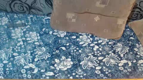 Lilly  online show from 12/01/25, 03:00