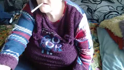 Lilly  online show from 04/17/26, 02:42