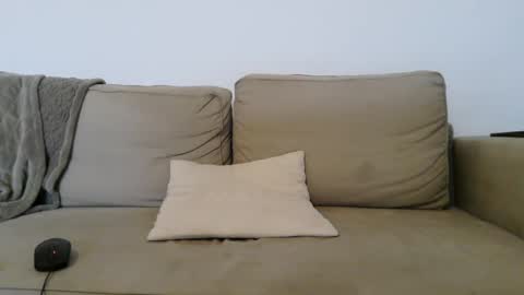 simi online show from 01/01/25, 07:52