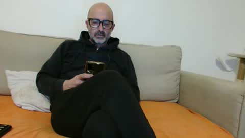 simi online show from 01/16/26, 06:06