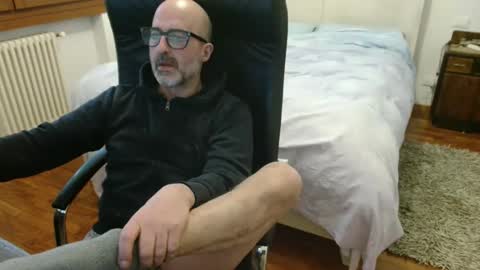 simi online show from 03/01/26, 12:40