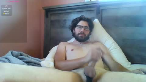 newaroundhere10 online show from 09/17/25, 07:04