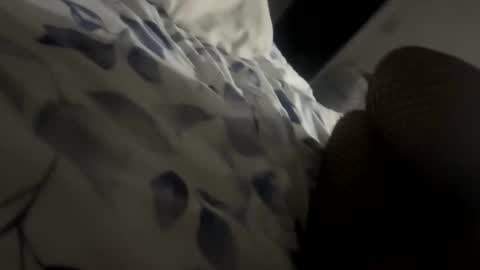 Snapshot of newbie43214321 chatting on 11/01/25, 04:53 newbie43214321 online show from 11/01/25, 04:53