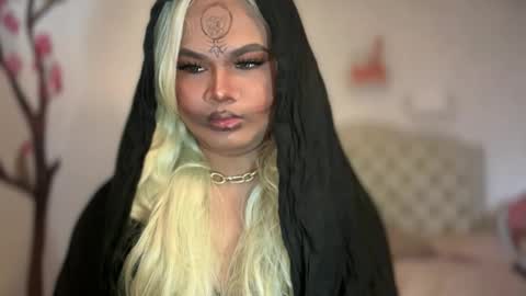 Jane online show from 10/31/25, 01:39