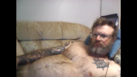 Snapshot of newbreed666 chatting on 10/07/25, 11:46 NEWBREED666 online show from 10/07/25, 11:46