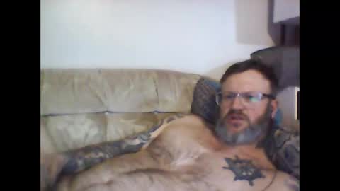 Snapshot of newbreed666 chatting on 12/02/25, 12:38 NEWBREED666 online show from 12/02/25, 12:38