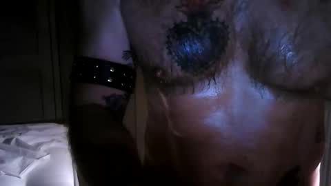 newcamboy1 online show from 11/30/25, 02:37