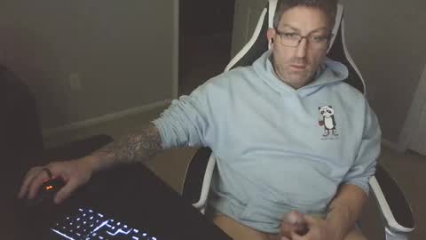 newevo online show from 11/04/25, 01:16