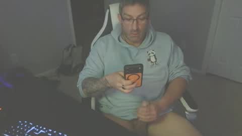 newevo online show from 04/19/26, 03:17