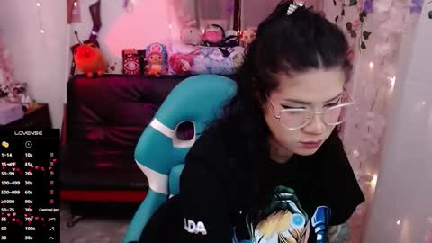 Snapshot of newjadedelux chatting on 09/19/25, 08:20 New Account Jade Delux online show from 09/19/25, 08:20