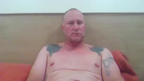 Snapshot of newportman1030 chatting on 11/09/25, 01:37 amandandhisgirl online show from 11/09/25, 01:37