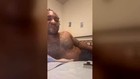 Snapshot of newsong2301 chatting on 02/22/26, 03:29 newsong2301 online show from 02/22/26, 03:29