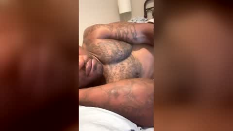 Snapshot of newsong2301 chatting on 02/23/26, 04:10 newsong2301 online show from 02/23/26, 04:10