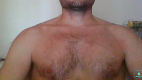 Snapshot of newtyguy90 chatting on 12/12/24, 09:40 newtyguy90 online show from 12/12/24, 09:40