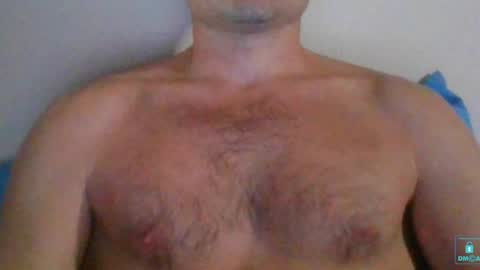 Snapshot of newtyguy90 chatting on 12/16/24, 07:26 newtyguy90 online show from 12/16/24, 07:26