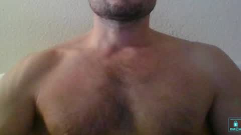 Snapshot of newtyguy90 chatting on 12/31/24, 10:15 newtyguy90 online show from 12/31/24, 10:15