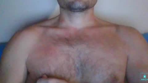 Snapshot of newtyguy90 chatting on 01/12/25, 06:28 newtyguy90 online show from 01/12/25, 06:28