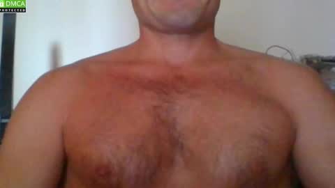 Snapshot of newtyguy90 chatting on 10/07/25, 09:28 newtyguy90 online show from 10/07/25, 09:28