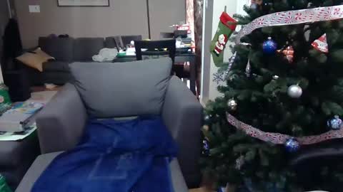 Snapshot of newvvorld chatting on 12/31/24, 05:18 NewWorld online show from 12/31/24, 05:18