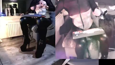 Snapshot of newwetcouple chatting on 02/23/26, 12:30 NylonHeelFreaks online show from 02/23/26, 12:30