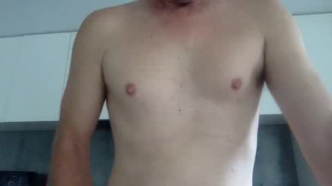 Snapshot of newysub75 chatting on 03/03/25, 01:42 newysub75 online show from 03/03/25, 01:42