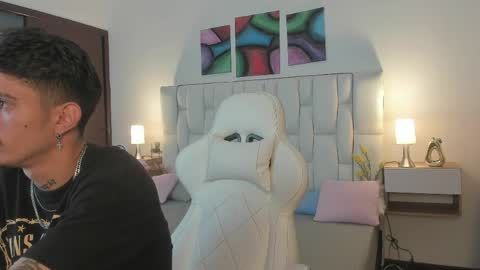 Yeison online show from 04/12/26, 03:00