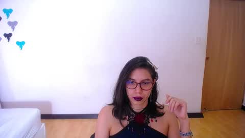 nextdoor_fantasy online show from 02/26/25, 08:44