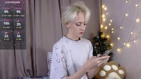 NextVibe1 online show from 12/18/25, 05:30