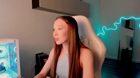 Mina online show from 02/24/26, 07:39