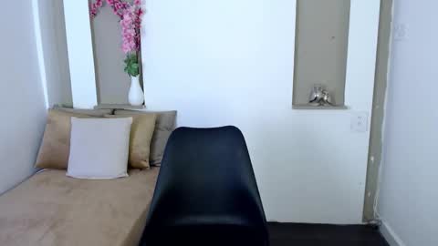 Neysha online show from 01/09/26, 02:31