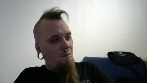 Snapshot of nezvers chatting on 01/25/25, 11:32 YouPick online show from 01/25/25, 11:32