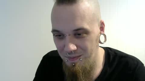 Snapshot of nezvers chatting on 02/12/25, 06:51 YouPick online show from 02/12/25, 06:51