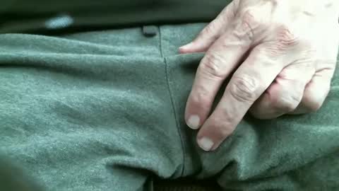 Snapshot of ngurth chatting on 12/07/24, 06:26 ngurth online show from 12/07/24, 06:26