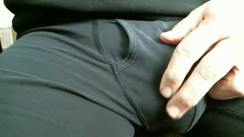 Snapshot of ngurth chatting on 12/22/24, 04:38 ngurth online show from 12/22/24, 04:38