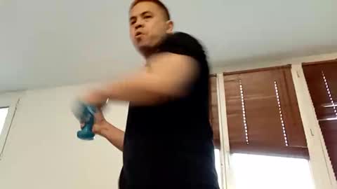 nguyen7788789 online show from 12/18/25, 08:20