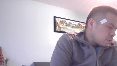 nguyen7788789 online show from 01/18/26, 07:56