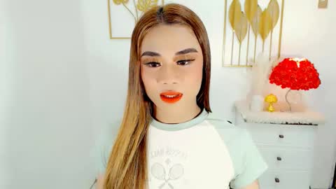 hottie nicole online show from 02/20/25, 01:36