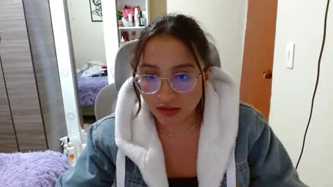 Dani online show from 02/12/26, 04:51
