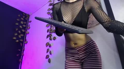  niakat  online show from 04/05/26, 01:47