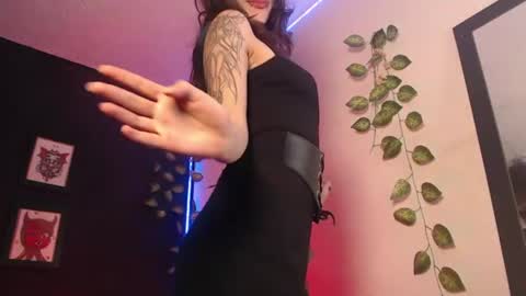 Snapshot of niakat_ chatting on 06/11/26, 02:53 niakat online show from 06/11/26, 02:53