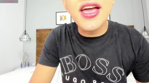 Niall  online show from 01/20/25, 01:00