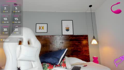 Niall  online show from 01/21/25, 07:06