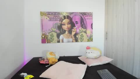  Nia  online show from 09/22/25, 04:31