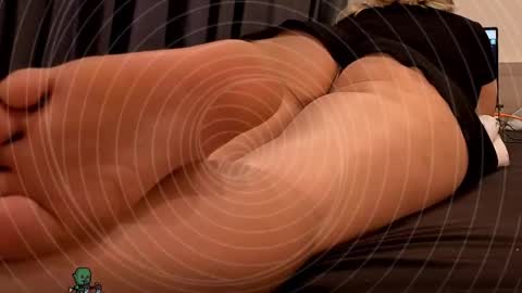 Kim online show from 04/18/26, 06:39